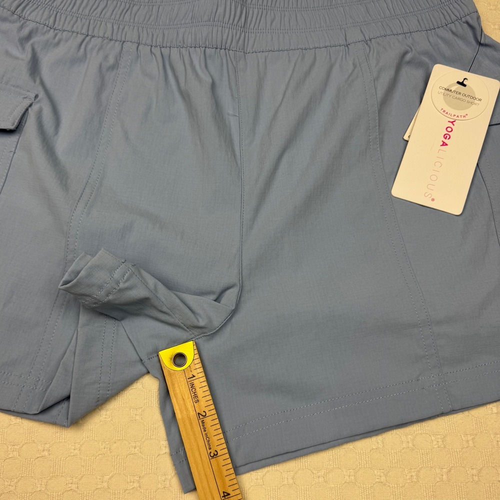 NWT Yogalicious Trekki Trail Path Cargo Shorts Outdoor Commuter Womens L Blue - Picture 6 of 11
